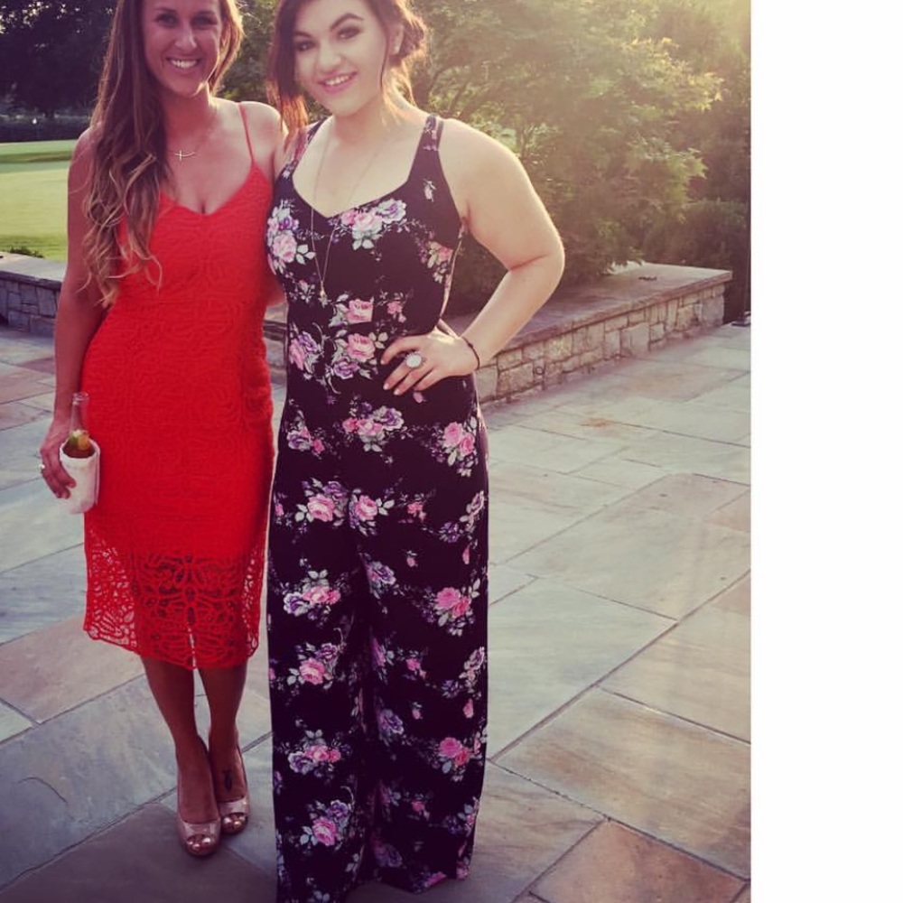 ModCloth Floral jumpsuit  💕🔥